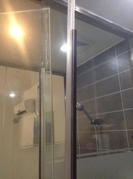 Hanting Hotel Tianjin Binjiang Road מראה חיצוני תמונה